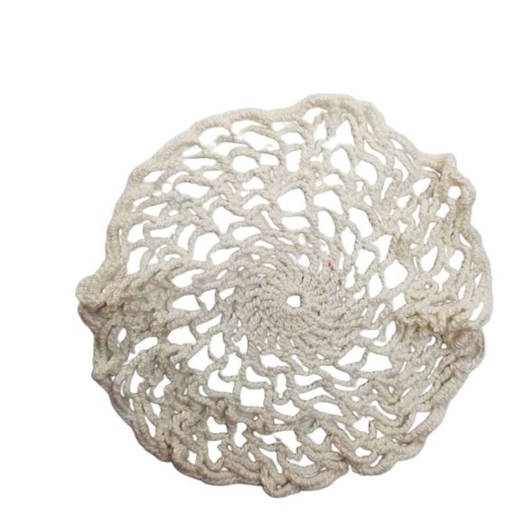 Homemade Crochet 5" Doilies Ivory, set of 6 - Picture 5 of 8